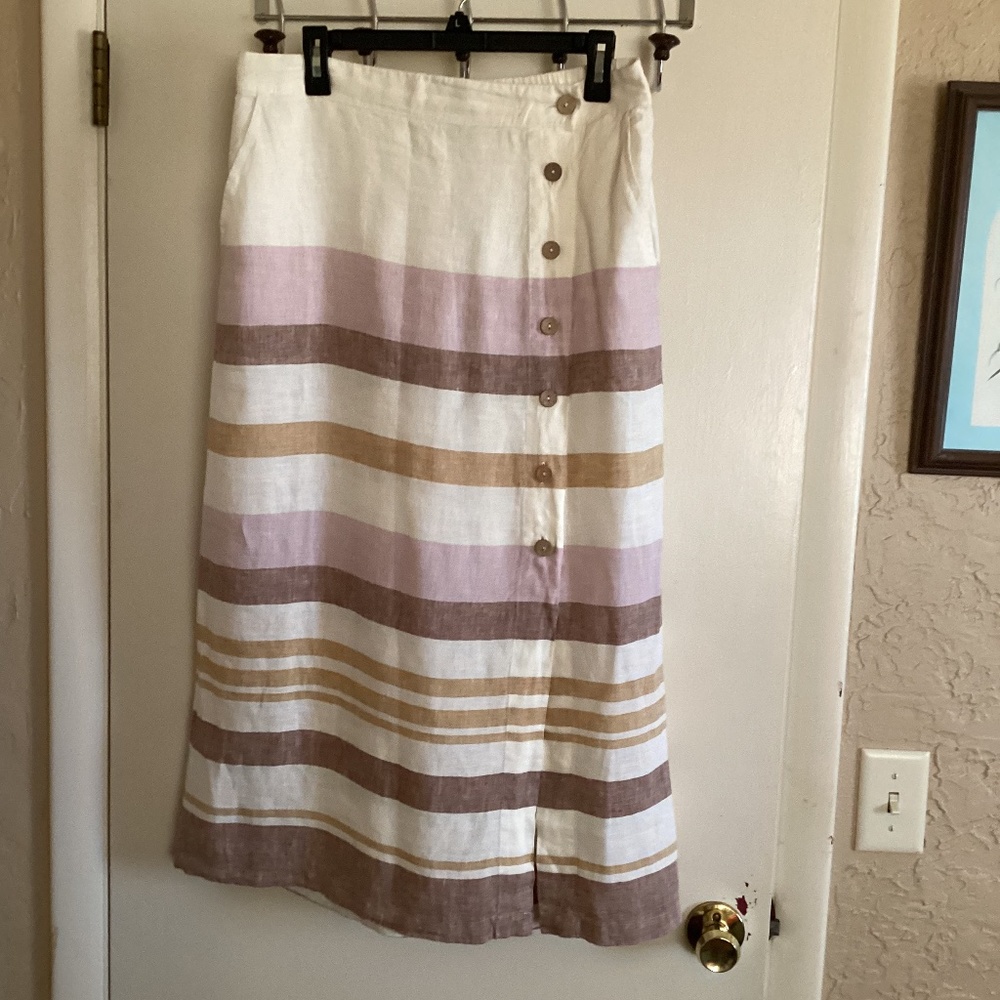 Linen skirt, size L